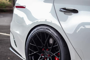 Kia Stinger Aftermarket Mishimoto Red Lug Nuts